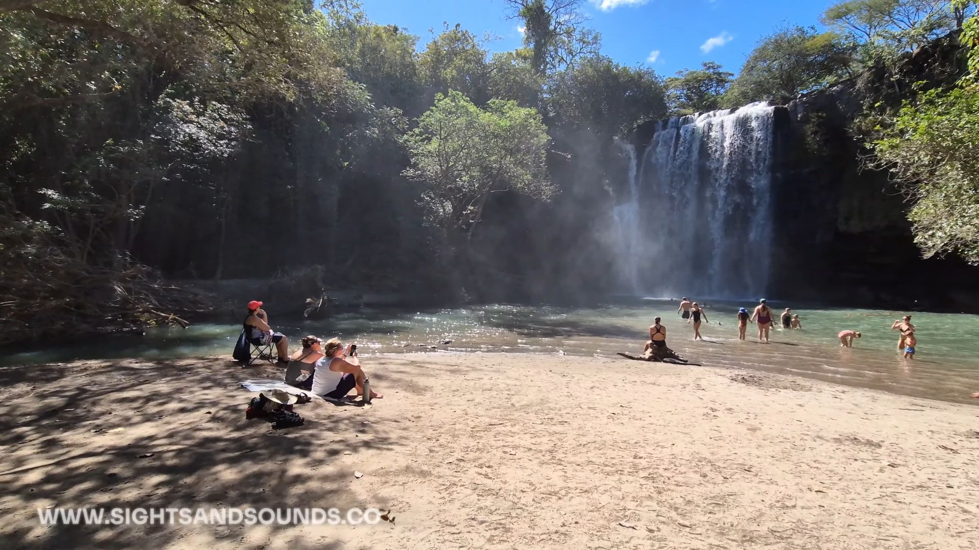 Llanos del Cortes Waterfall: A Perfect Stop Near Liberia